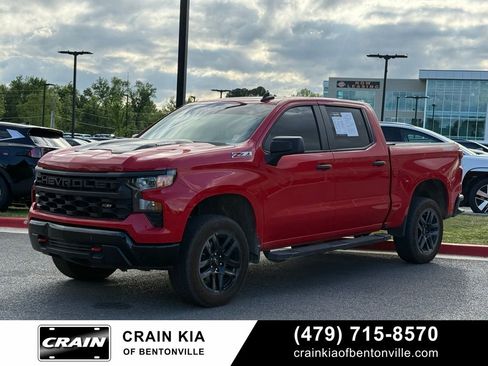 Used 2025 Chevrolet Silverado 1500 Custom Trail Boss AWD/4WD image 3