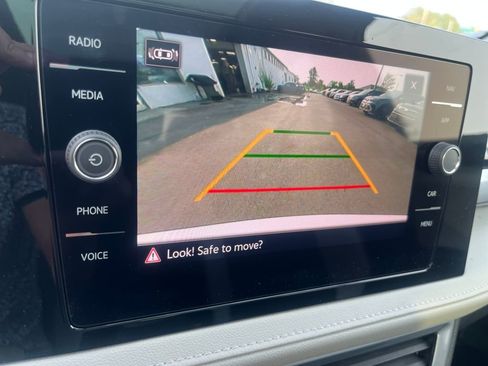 New 2025 Volkswagen Taos SEL image 2