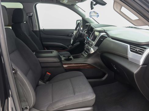 Used 2020 GMC Yukon XL SLE w/ SLE Value Package AWD/4WD image 19