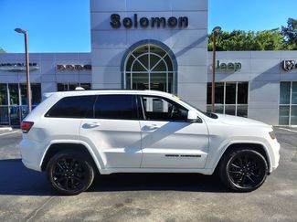 Certified 2021 Jeep Grand Cherokee Laredo AWD/4WD video 1