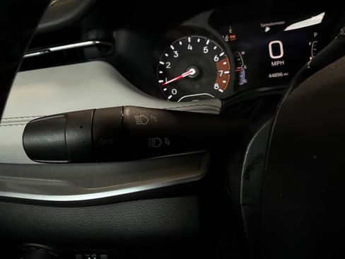Used 2025 Jeep Compass Limited AWD/4WD image 39