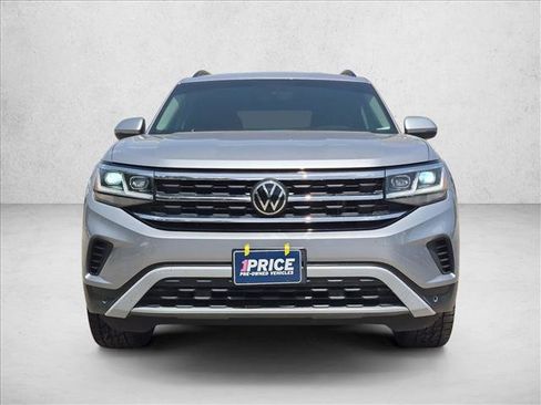 Used 2022 Volkswagen Atlas SE AWD/4WD image 2