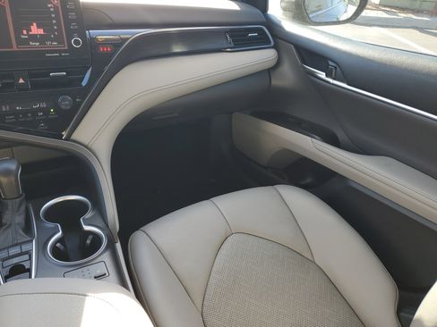 Certified 2023 Toyota Camry XLE image 17