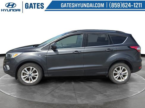 Used 2018 Ford Escape SE AWD/4WD image 6