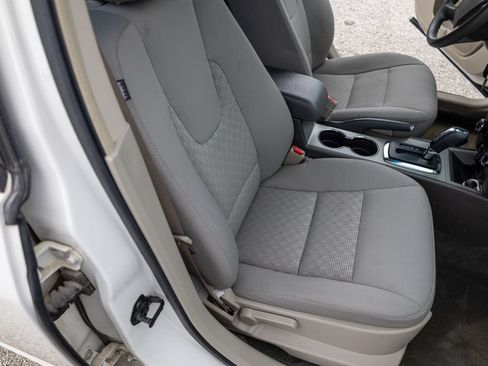 Used 2011 Ford Fusion S FWD image 13