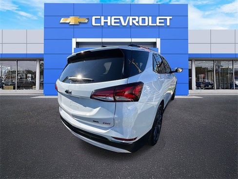Certified 2023 Chevrolet Equinox RS w/ RS Leather Package image 5