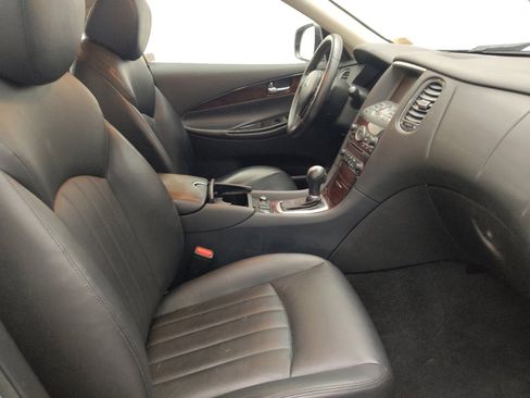 Used 2017 INFINITI QX50 AWD w/ Premium Package image 21