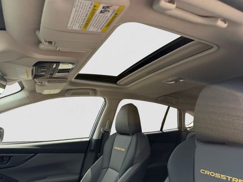 Used 2021 Subaru Crosstrek 2.5i Sport w/ Moonroof Package AWD/4WD image 17