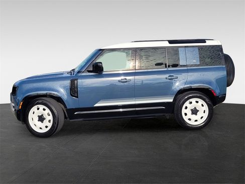 Used 2024 Land Rover Defender 110 S image 3