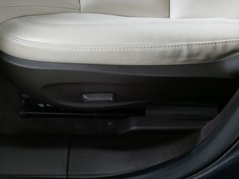Used 2013 Chevrolet Cruze LTZ FWD image 20