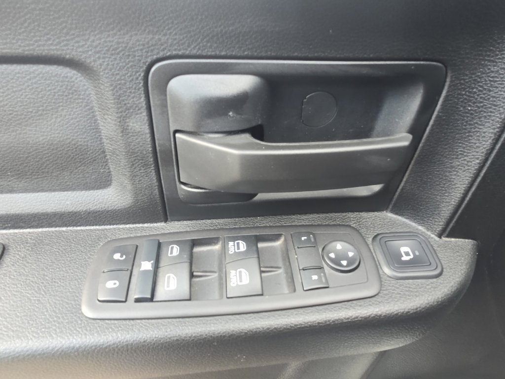 Used 2024 RAM 3500 Tradesman AWD/4WD image 25