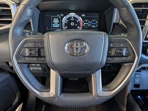 Used 2025 Toyota Sequoia Limited image 31