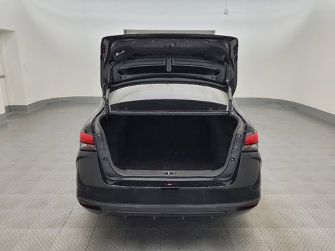 Used 2021 Nissan Versa S image 29