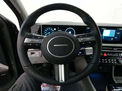 Used 2025 Hyundai Tucson Limited image 50