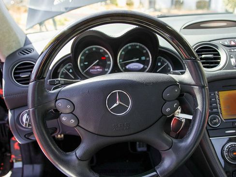 Used 2008 Mercedes-Benz SL 600 image 37