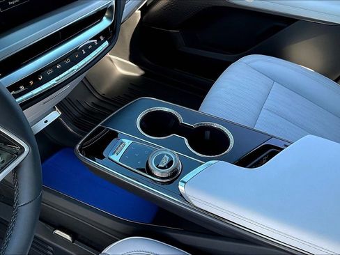 New 2026 Cadillac Lyriq Luxury image 8