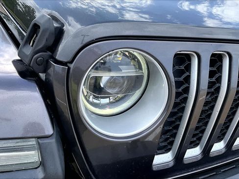 Used 2021 Jeep Gladiator Overland AWD/4WD image 28