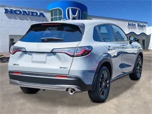 Certified 2026 Honda HR-V Sport image 4