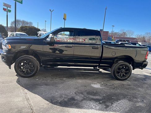 Used 2024 RAM 2500 Big Horn w/ Night Edition image 7