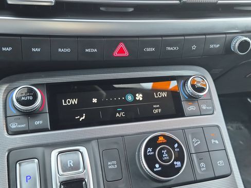 Used 2024 Hyundai Palisade Calligraphy AWD/4WD image 22