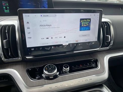 New 2026 Ford Expedition Max Platinum w/ Platinum Ultimate Package image 17