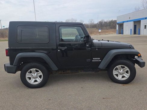 Used 2012 Jeep Wrangler Sport AWD/4WD image 7