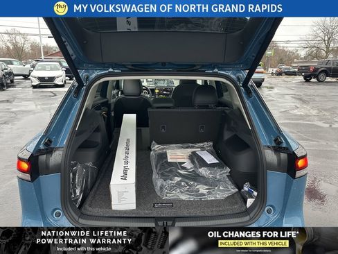 New 2026 Volkswagen Tiguan SE image 26