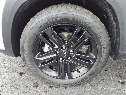 Used 2026 Chevrolet Trax ACTIV w/ Driver Confidence Package FWD image 30