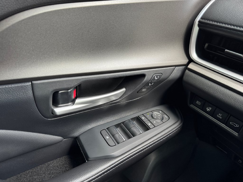Certified 2026 Toyota Grand Highlander AWD Hybrid image 11