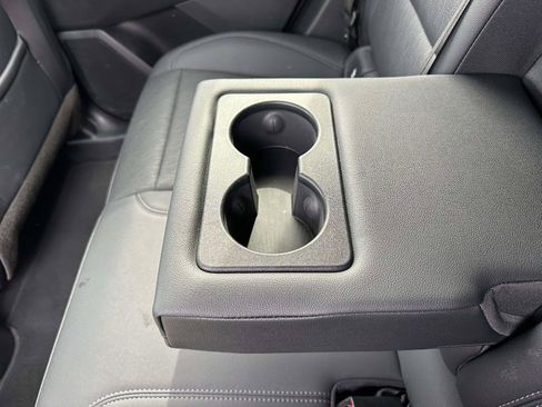 Certified 2025 Chevrolet Equinox LT w/ Convenience Package II image 11