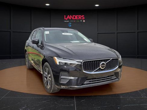 Used 2023 Volvo XC60 B5 Core FWD image 5