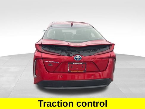 Used 2017 Toyota Prius Prime Advanced w/ Carpet Mat Package image 4