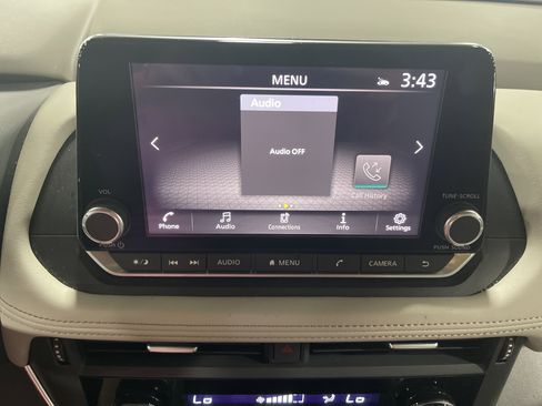 Used 2023 Nissan Rogue SV image 22