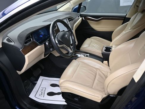 Used 2016 Tesla Model X 90D image 24