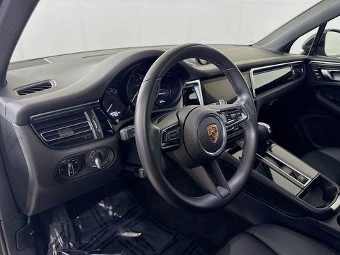 Certified 2023 Porsche Macan Turbo AWD/4WD image 4
