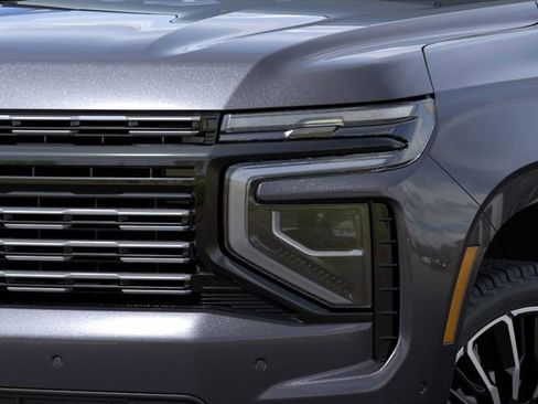 New 2026 Chevrolet Suburban High Country image 10