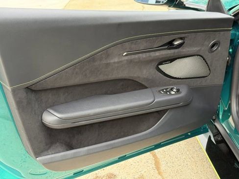 New 2025 Aston Martin V8 Vantage Coupe image 19