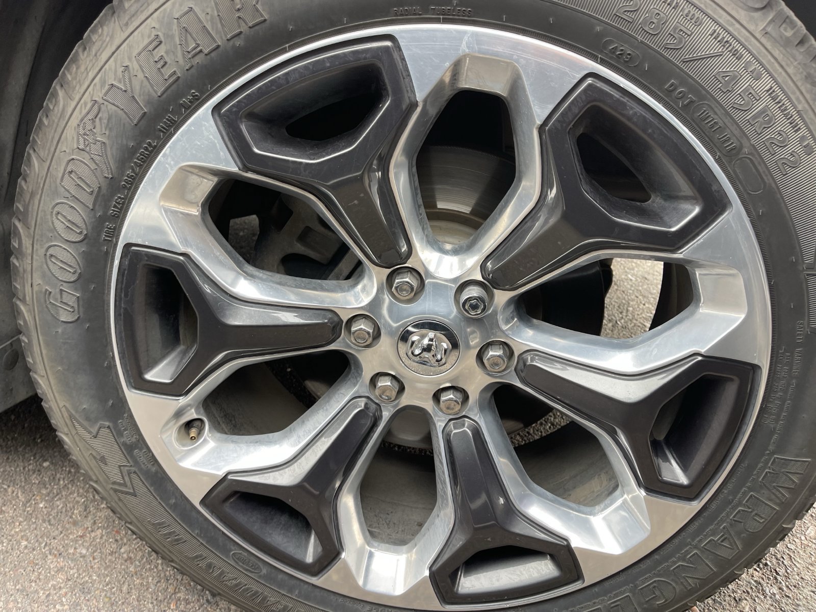 Used 2020 RAM 1500 Limited AWD/4WD image 6