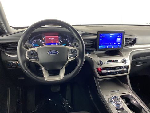 Used 2021 Ford Explorer XLT w/ Class III Trailer Tow Package image 19
