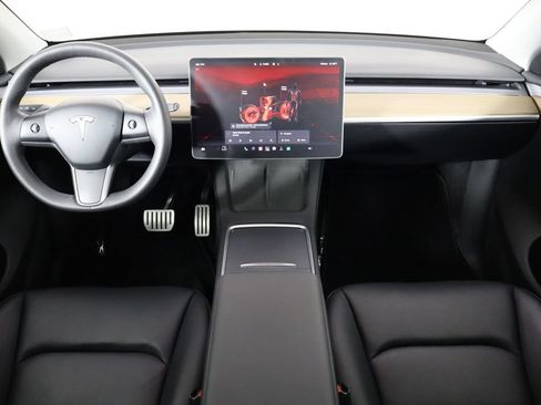 Used 2023 Tesla Model Y Performance AWD/4WD image 11