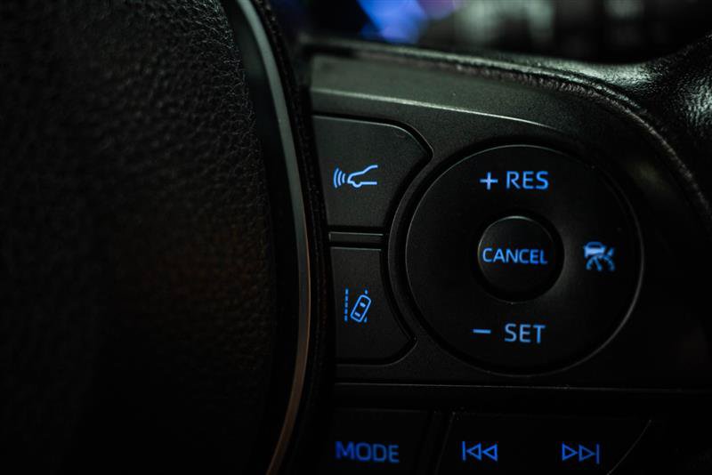 Used 2019 Toyota RAV4 Limited w/ Carpet Mat Package FWD image 20