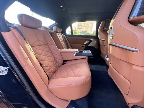 Used 2026 BMW 740i xDrive image 24