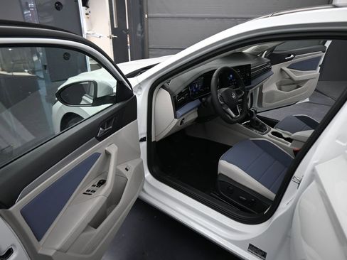 New 2026 Volkswagen Jetta SE image 35