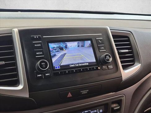 Used 2019 Honda Passport Sport image 11