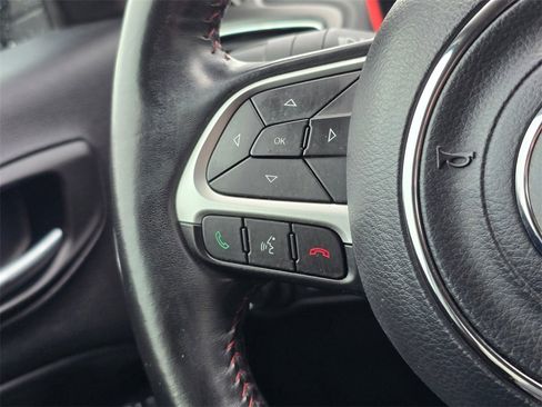 Used 2018 Jeep Compass Trailhawk image 34