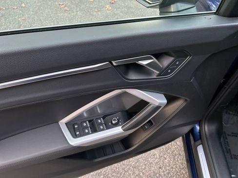 Used 2025 Audi Q3 2.0T Premium image 13