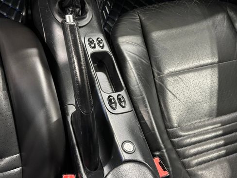 Used 2000 Porsche 911 Carrera RWD image 24