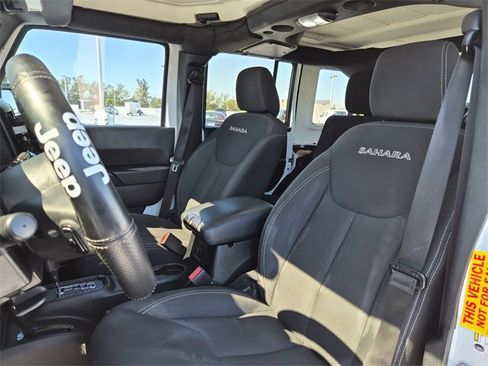 Used 2018 Jeep Wrangler Unlimited Sahara image 15