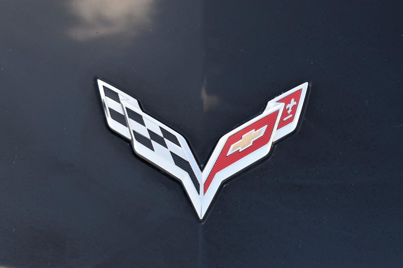 Used 2014 Chevrolet Corvette Stingray Coupe w/ Battery Protection Package RWD image 42