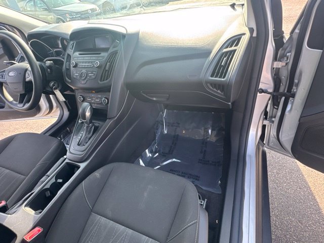 Used 2017 Ford Focus S FWD image 16